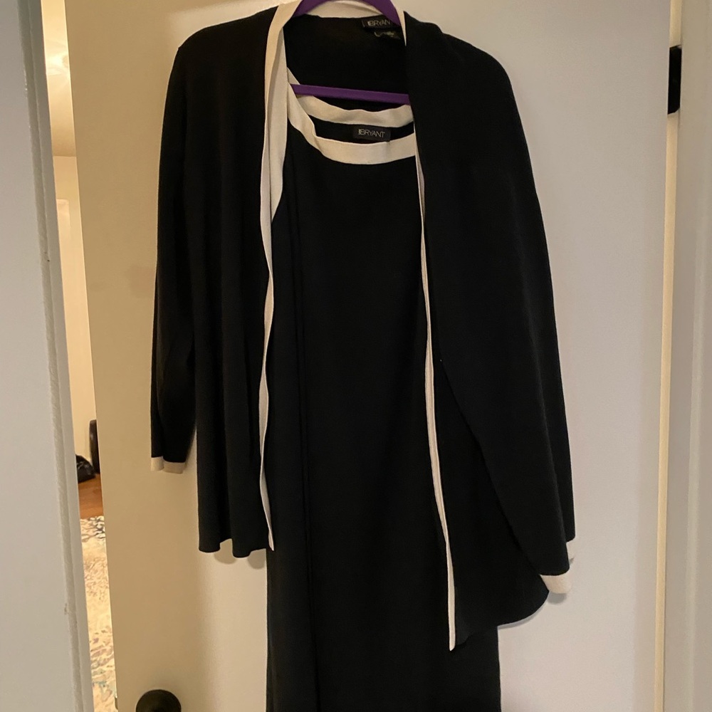 Twin sweater dress and cardigan set 26/28
